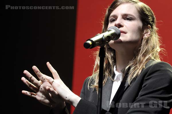 CHRISTINE AND THE QUEENS - 2014-06-21 - PARIS - Olympia - 